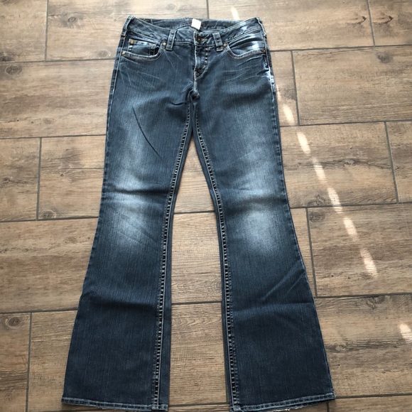 Silver Jeans - Picture 1 of 6